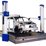 Manual measuring machine clamping the axes